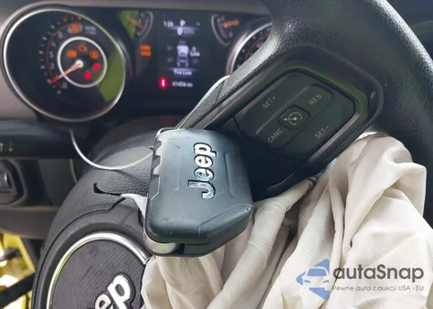 2022 Jeep Wrangler Unlimited Sport 4X4 z USA, uszkodzony, nr VIN 1C4HJXDN7NW258132